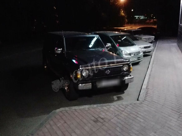 1993 Nissan Patrol IV (Y60), серый