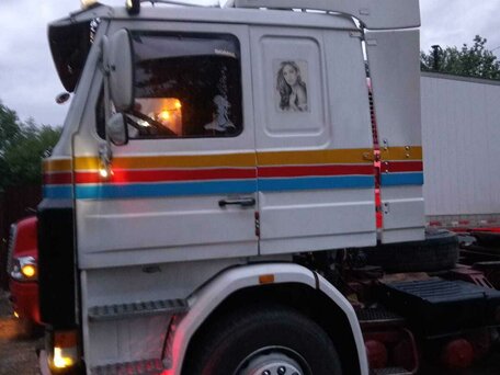 1981 Scania 4-Series, белый, 900000 рублей, вид 2