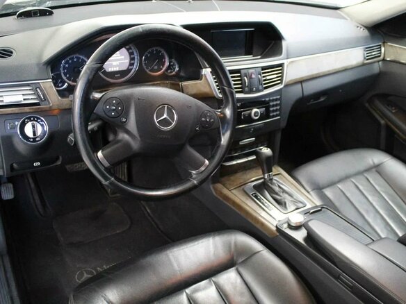 2009 Mercedes-Benz E-Класс 220 5G-Tronic IV (W212, S212, C207), чёрный - вид 5