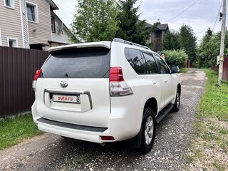 2012 Toyota Land Cruiser Prado 150 Series, белый, 3000000 рублей, вид 4