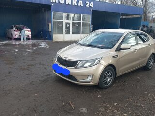 2012 Kia Rio III, бежевый, 750000 рублей, вид 1