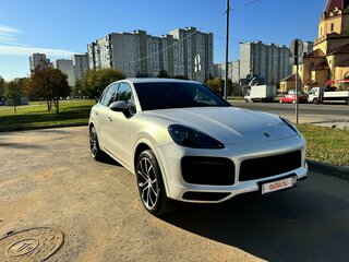 2019 Porsche Cayenne III, белый, 5631000 рублей, вид 1