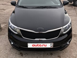 2017 Kia Rio III Рестайлинг, чёрный, 1320000 рублей, вид 3