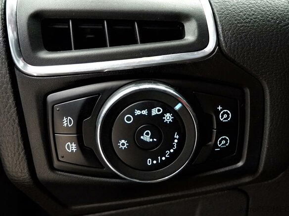 2011 Ford Focus III, чёрный - вид 7