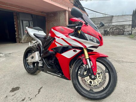 2008 Honda CBR 600RR, красный, 730000 рублей, вид 3
