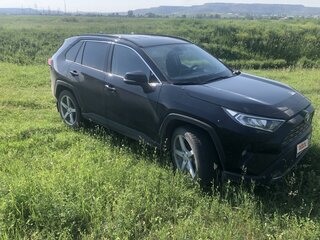 2021 Toyota RAV4 V (XA50), чёрный, 3880000 рублей, вид 1