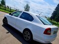 2010 Skoda Octavia II (A5) Рестайлинг, белый, 700000 рублей - вид 2