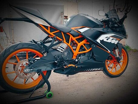 2014 KTM RC 200, чёрный, 280000 рублей, вид 2