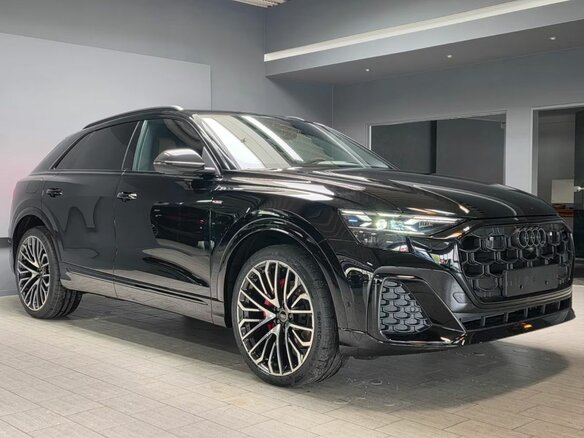 2026 Audi Q8 50 TDI I (4M) Рестайлинг, чёрный, 15600000 рублей - вид 2