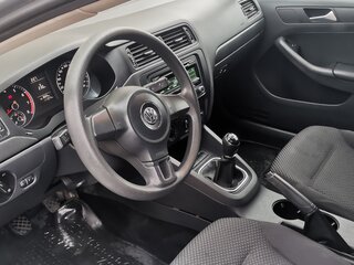 2013 Volkswagen Jetta VI, серебристый, 1300000 рублей, вид 5