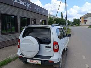 2013 Chevrolet Niva I Рестайлинг, белый, 500000 рублей, вид 4