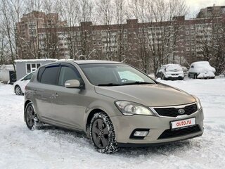 2011 Kia Ceed I Рестайлинг, серебристый, 765000 рублей, вид 3