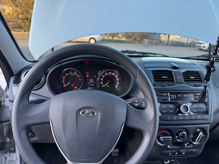 2022 Lada (ВАЗ) Granta I Рестайлинг, серебристый, 1075000 рублей, вид 5