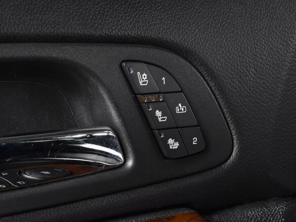 2012 Chevrolet Tahoe 6AT III, чёрный - вид 9
