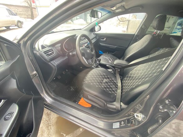 2013 Kia Rio III, серый, 900000 рублей - вид 12