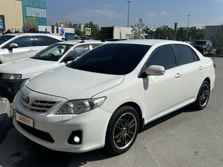 2012 Toyota Corolla X (E140, E150) Рестайлинг, белый, 1400000 рублей, вид 1