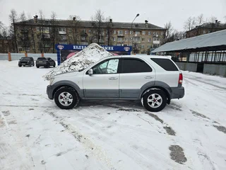 2005 Kia Sorento 5-speed I, серый, 330000 рублей, вид 5