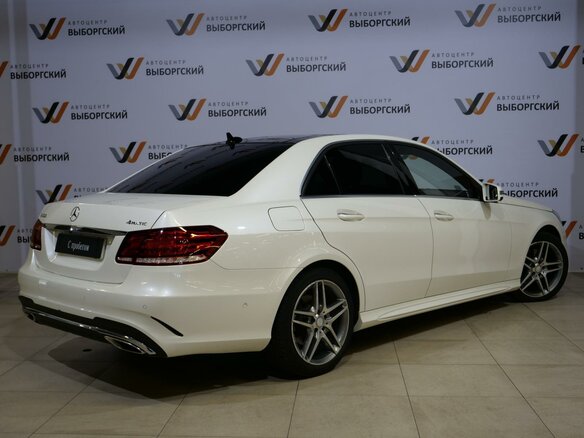 2014 Mercedes-Benz E-Класс 300 IV (W212, S212, C207) Рестайлинг, белый - вид 1