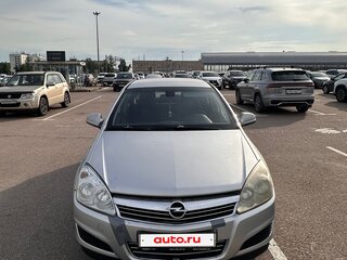 2013 Opel Astra H Рестайлинг, серебристый, 400000 рублей, вид 1