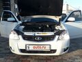 2016 Lada (ВАЗ) Priora I Рестайлинг, белый, 610000 рублей - вид 2