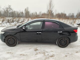 2010 Kia Forte I, чёрный, 450000 рублей, вид 4