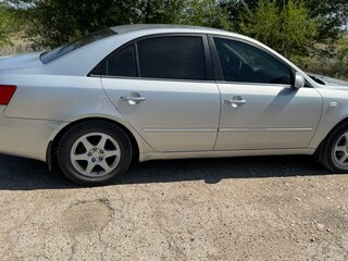2005 Hyundai Sonata V (NF), серый, 680000 рублей, вид 5