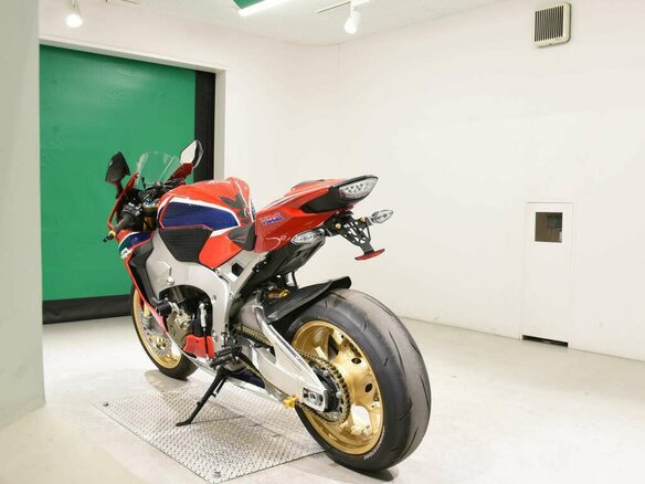 2017 Honda CBR 1000 RR/RA Fireblade, чёрный, 850000 рублей - вид 1