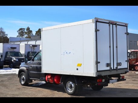 2018 УАЗ Профи, серый, 930000 рублей, вид 5