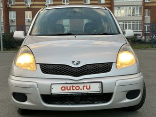 2004 Toyota FunCargo, серый, 410000 рублей, вид 3