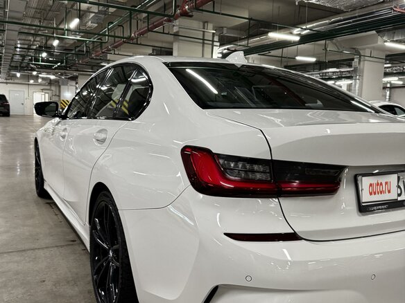 2019 BMW 3 серии 330i VII (G2x), белый, 2800000 рублей - вид 4