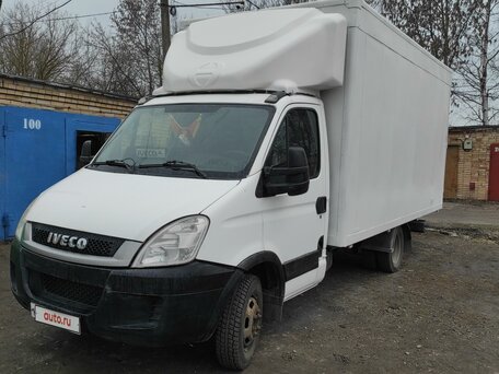 2012 Iveco Daily, белый, 2000000 рублей, вид 1