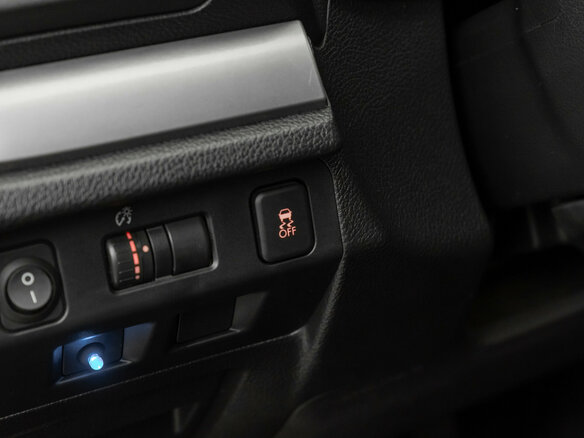 2013 Subaru Forester IV, красный - вид 13