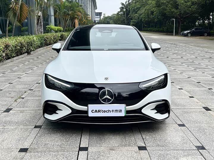 Открыть фотографии: Mercedes-Benz EQE