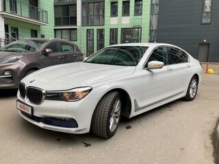 2016 BMW 7 серии 730i VI (G11/G12), белый, 3390000 рублей, вид 2