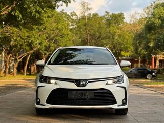 2021 Toyota Corolla XII (E210), белый, 1675000 рублей, вид 2