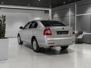 2011 Skoda Octavia II (A5) Рестайлинг, серебристый, 670000 рублей, вид 5