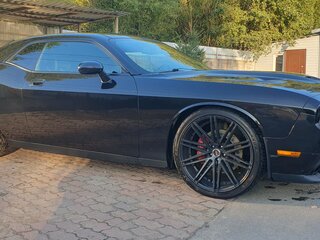 2009 Dodge Challenger III, чёрный, 3600000 рублей, вид 5