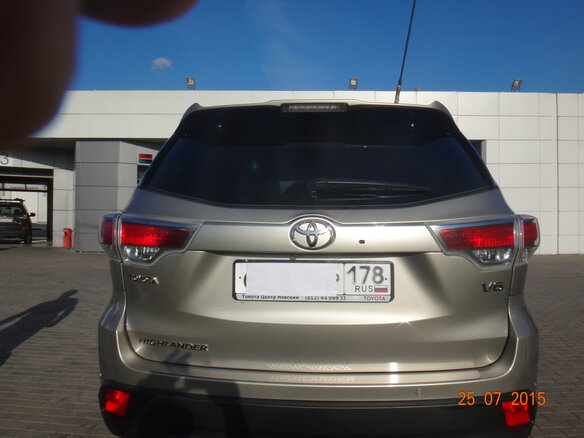 2014 Toyota Highlander III (XU50), бежевый, 3450000 рублей - вид 2