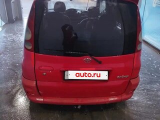 2001 Toyota FunCargo, красный, 290000 рублей, вид 4