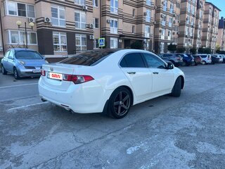 2010 Honda Accord VIII, белый, 999999 рублей, вид 5