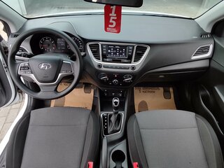 2022 Hyundai Solaris II Рестайлинг, белый, 1500000 рублей, вид 5
