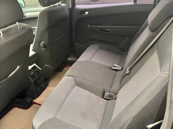 2012 Opel Zafira B Рестайлинг, чёрный, 729000 рублей - вид 8
