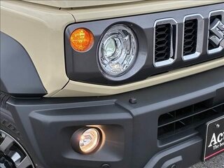 2025 Suzuki Jimny IV, бежевый, 2189666 рублей, вид 2