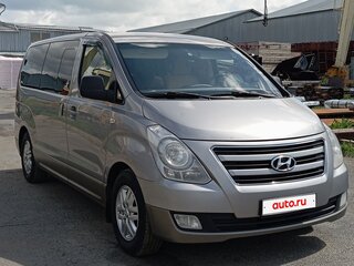 2016 Hyundai H-1 II Рестайлинг, серебристый, 2120000 рублей, вид 2