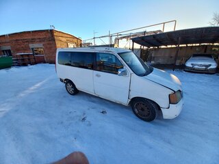 1998 Honda Stepwgn I, белый, 300000 рублей, вид 3