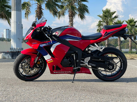 2020 Honda CBR 600RR, красный, 1250000 рублей, вид 1