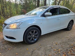 2014 Nissan Sentra VII (B17), белый, 700000 рублей, вид 2