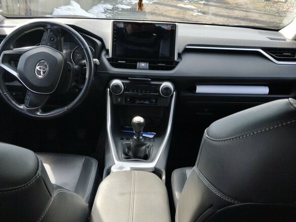2019 Toyota RAV4 V (XA50), коричневый, 2800000 рублей - вид 8
