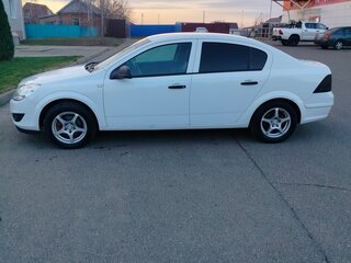 2011 Opel Astra H Рестайлинг, белый, 620000 рублей, вид 4