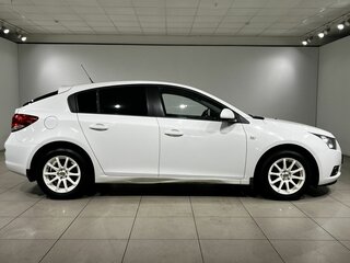 2012 Chevrolet Cruze I, белый, 820000 рублей, вид 4